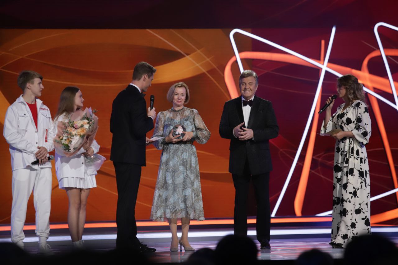 В Кремле наградили победителя конкурса «Первый учитель»